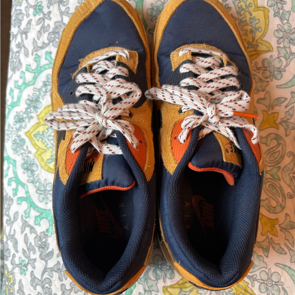 Nike Navy and Mustard Sneakers